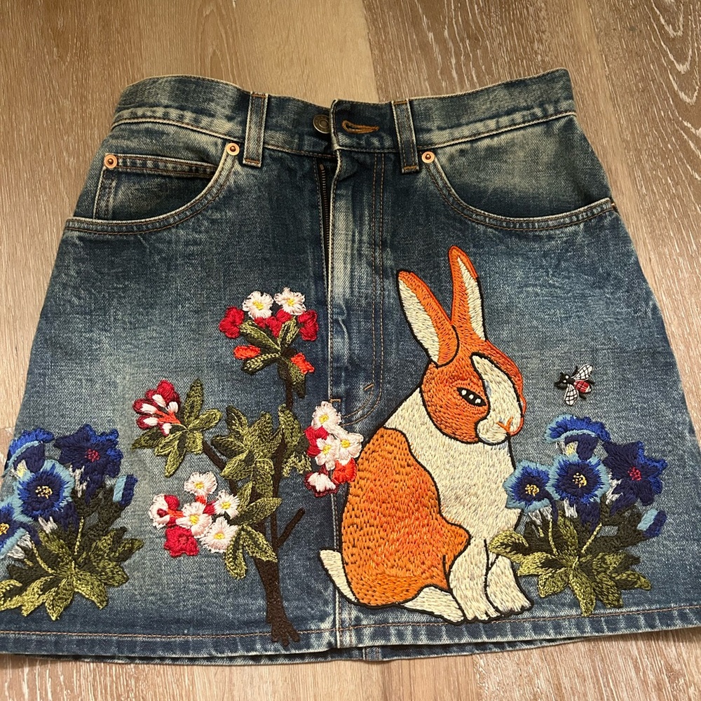 Gucci Embroidered Bunny Rabbit Skirt